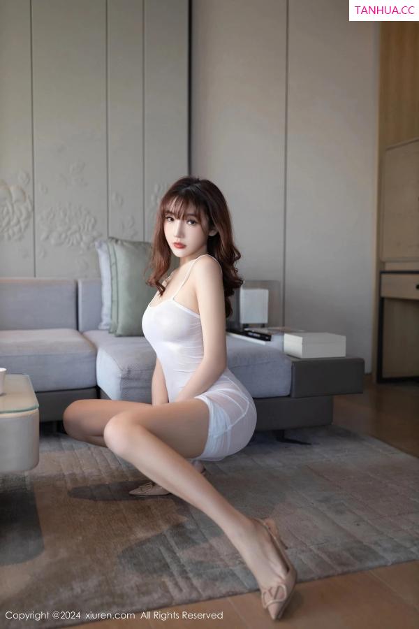 陆萱萱  [XiuRen]高清写真图 2024.02.22 No.8131 陆萱萱 美腿性感第36张图片